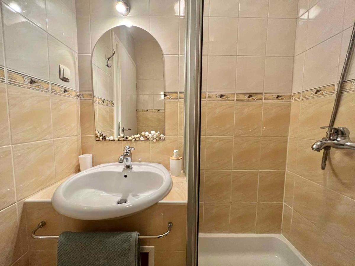 Apartments In Dramalj 45034 エクステリア 写真
