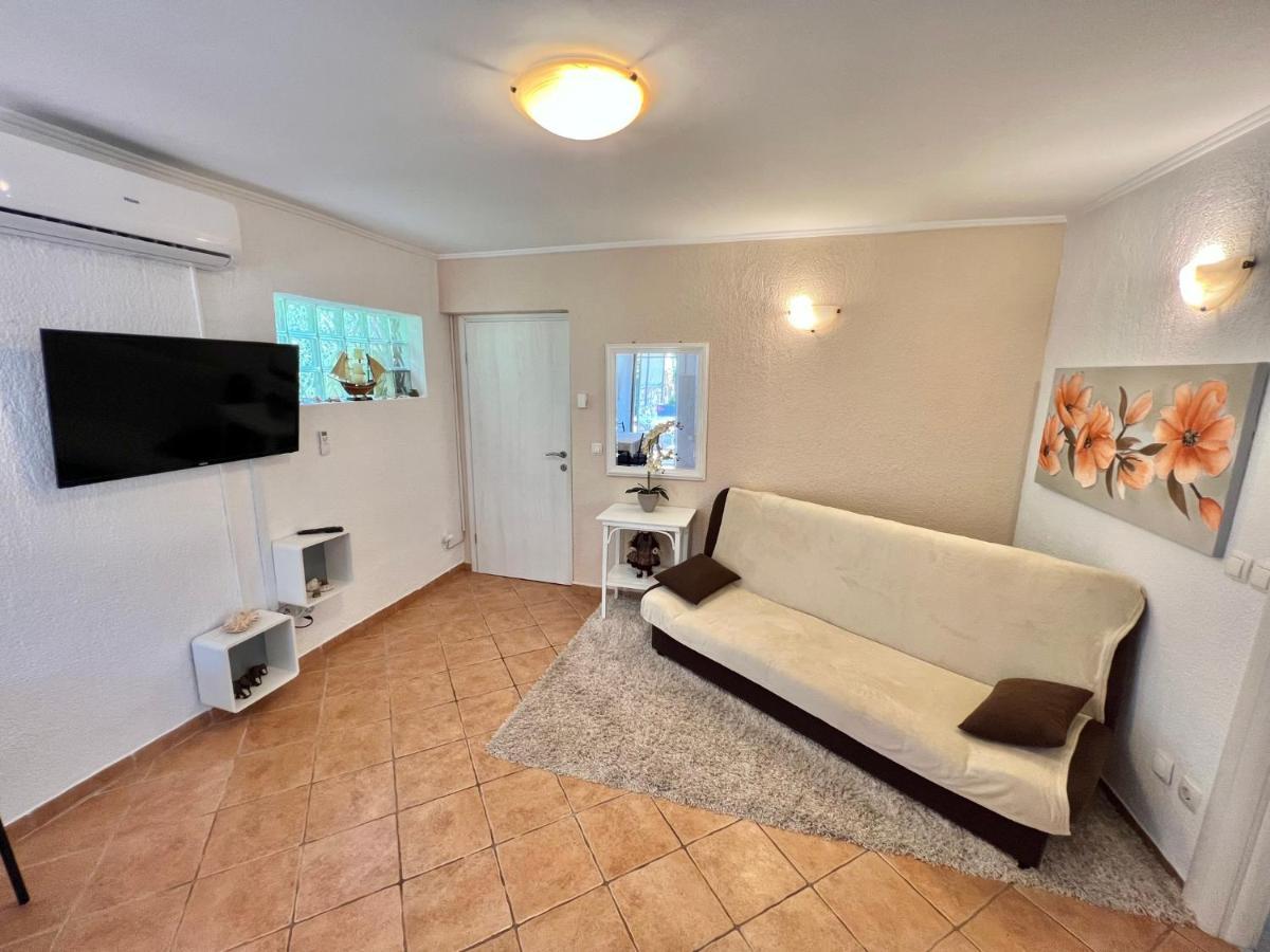 Apartments In Dramalj 45034 エクステリア 写真