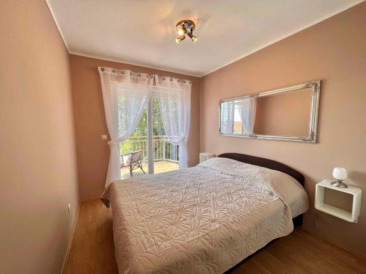 Apartments In Dramalj 45034 エクステリア 写真