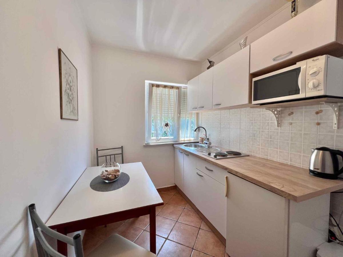 Apartments In Dramalj 45034 エクステリア 写真