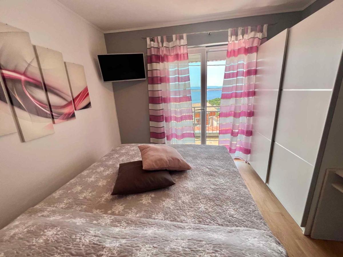 Apartments In Dramalj 45034 エクステリア 写真
